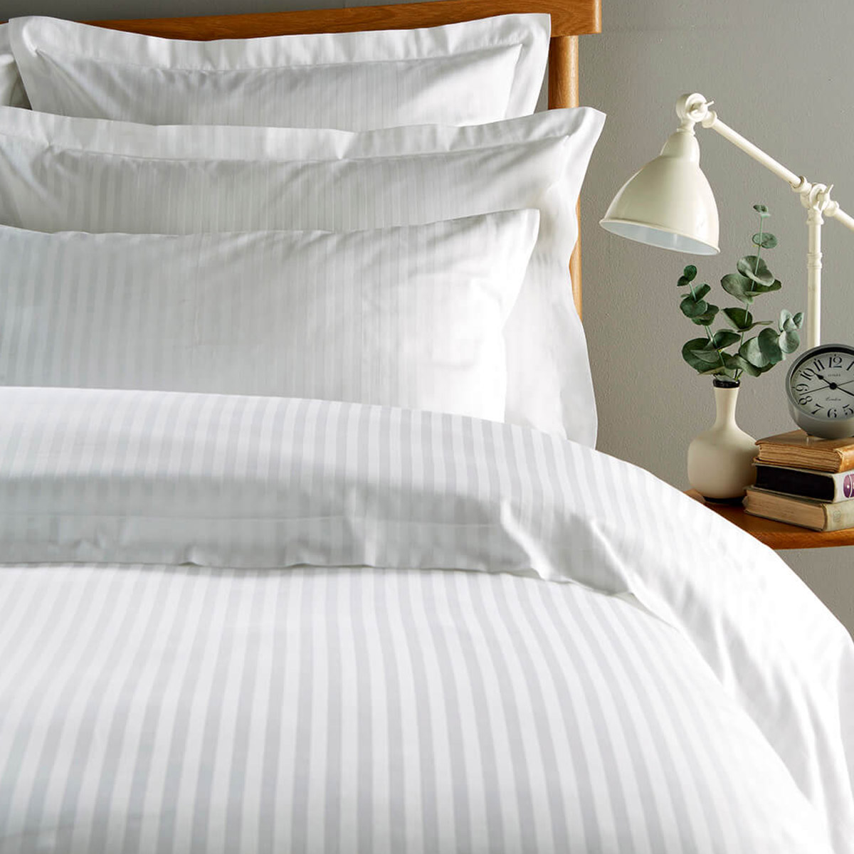 Patrisa Series 300 TC Single Satin Stripe Duvet Cover Set
